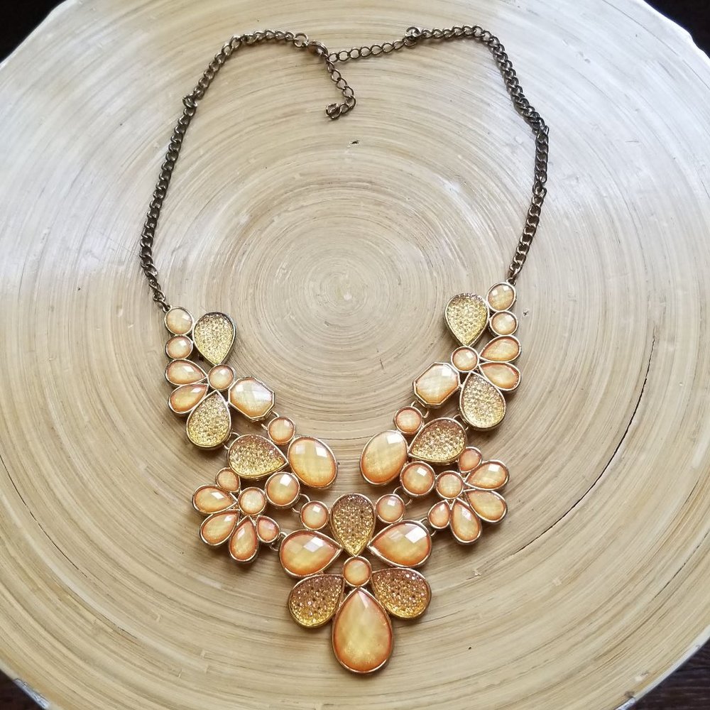 3/$20 Fashion Jewelry Flower Necklace